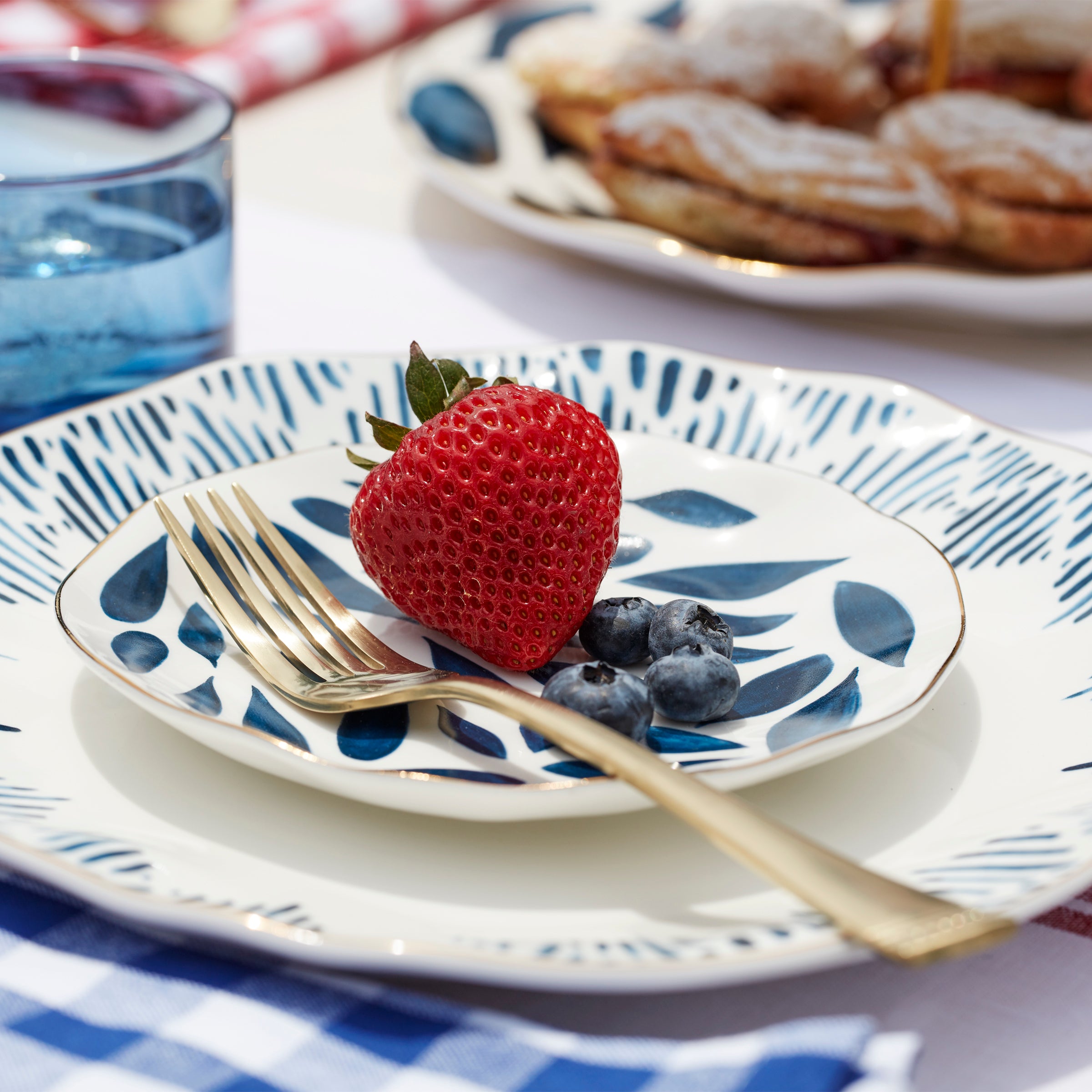 Porcelain Dinnerware Set with Gold Accents & Organic Designs | Blue Bay