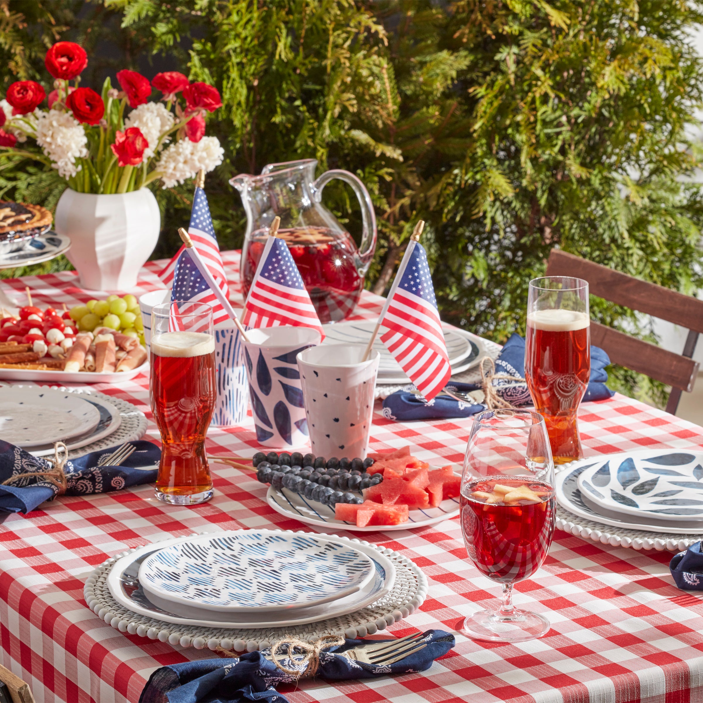 Melamine Dinnerware Set 16-Piece for Outdoor & Daily Use | Blue Bay