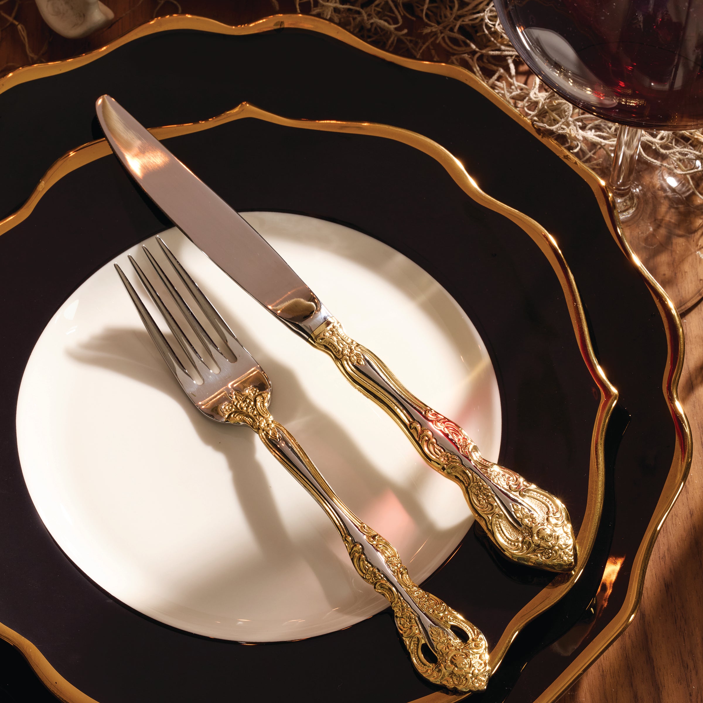 Black Porcelain Accent Plates - Set of 4 with Gold Trim | Contempo Luxe
