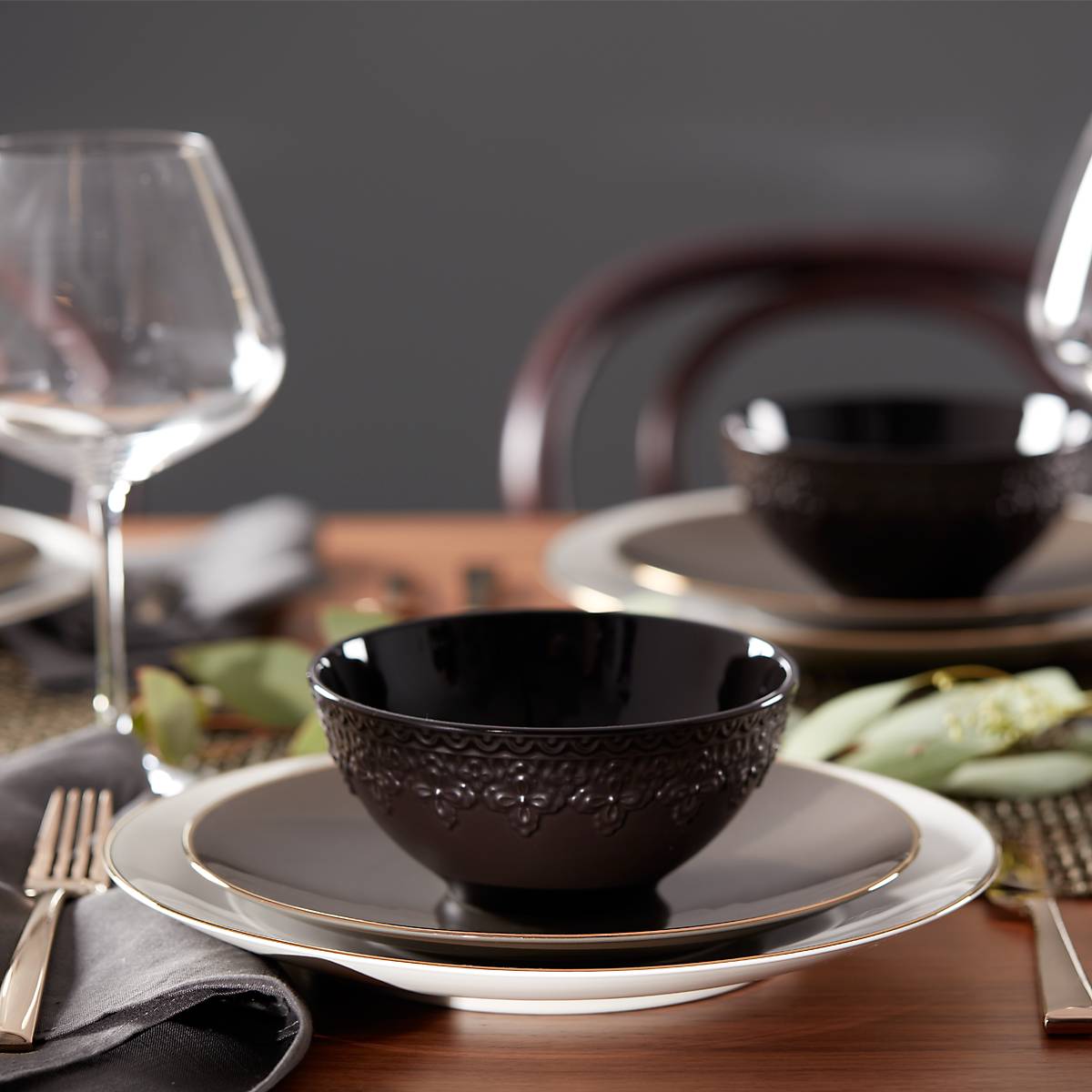 Black Ironstone Bowls Set of 4 for Soup & Salad | Chelse Muse Fleur