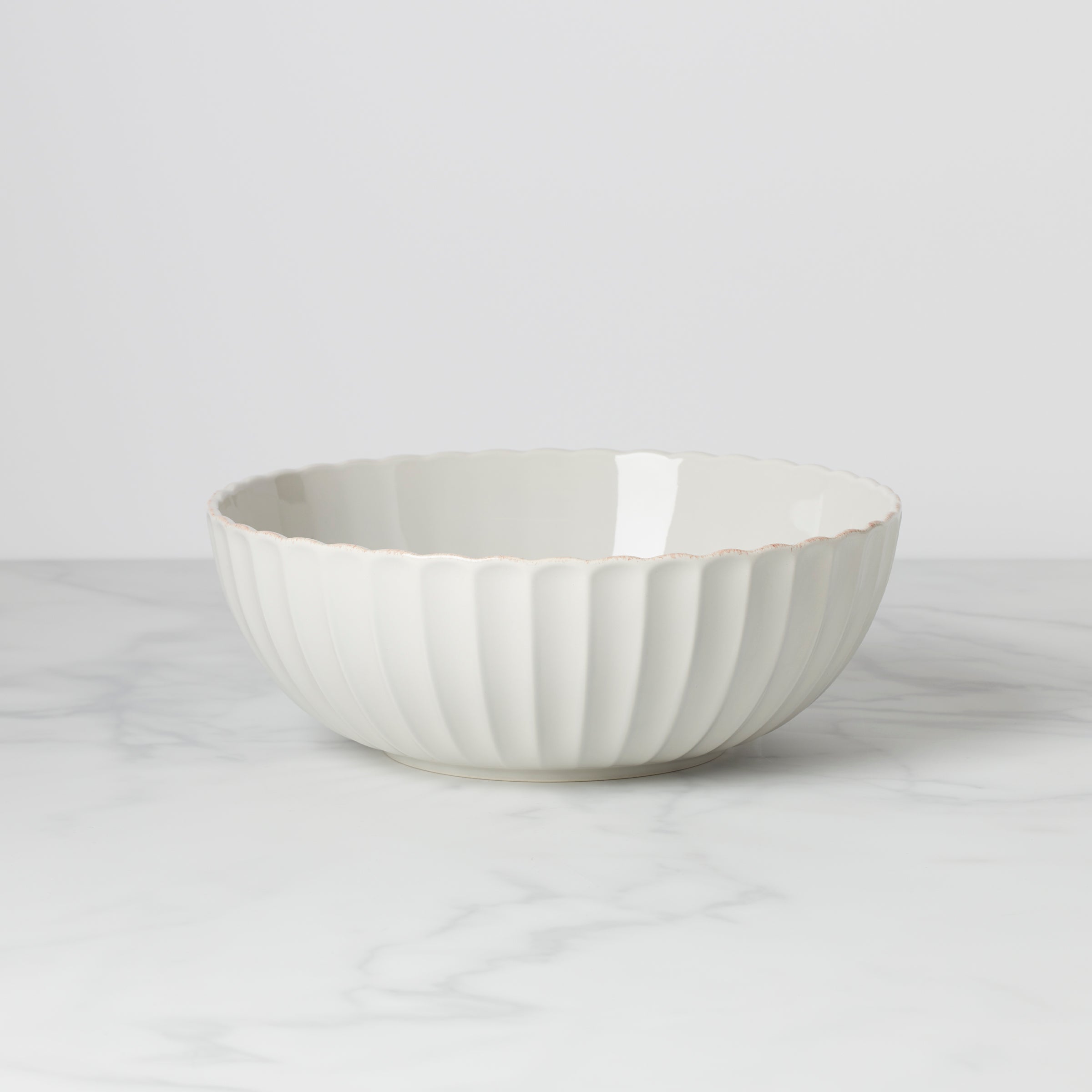Scallop Serving Bowl with Tea-Stained Finish | French Perle