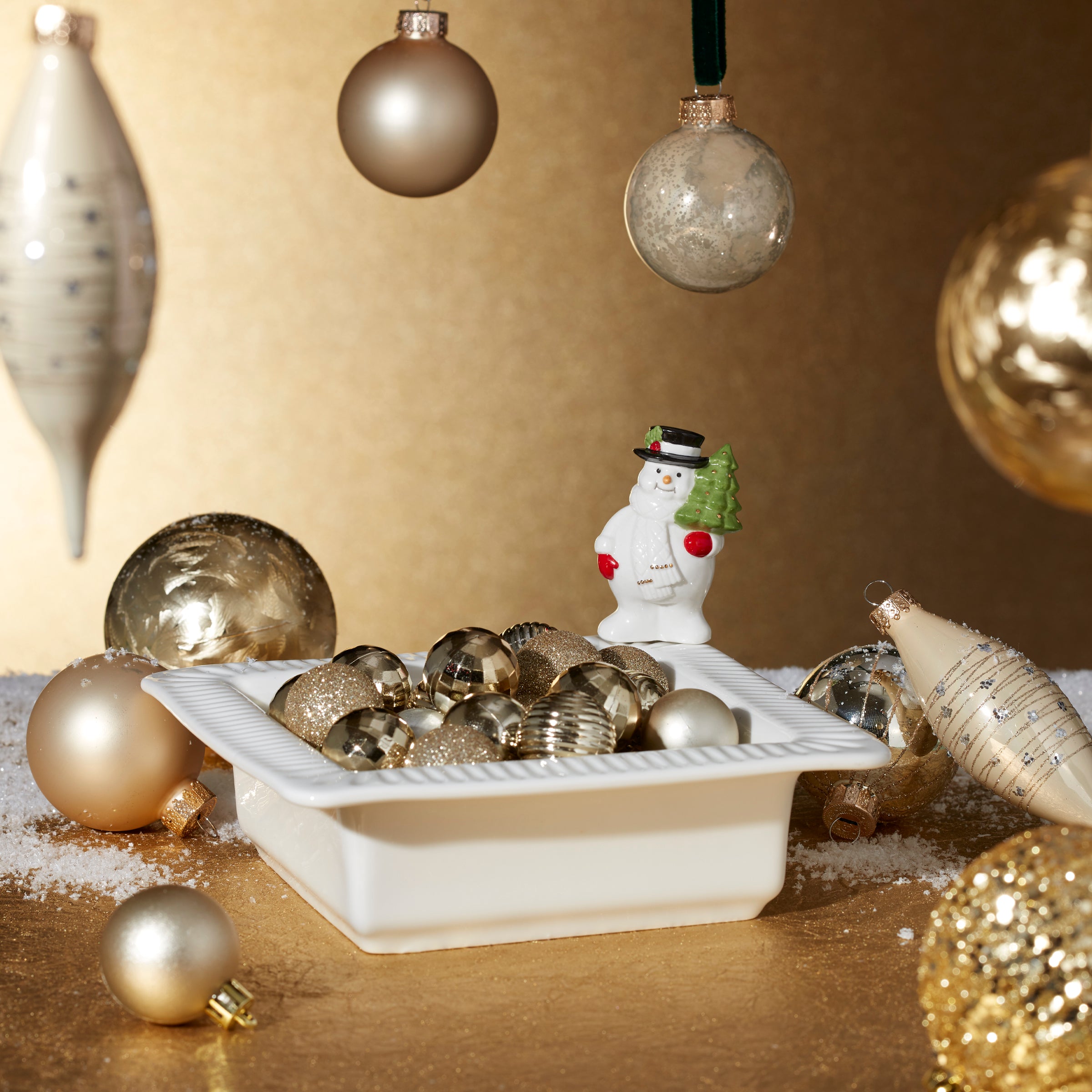 Porcelain Square Bowl for Entertaining with Changeable Charms | Profile Poppers