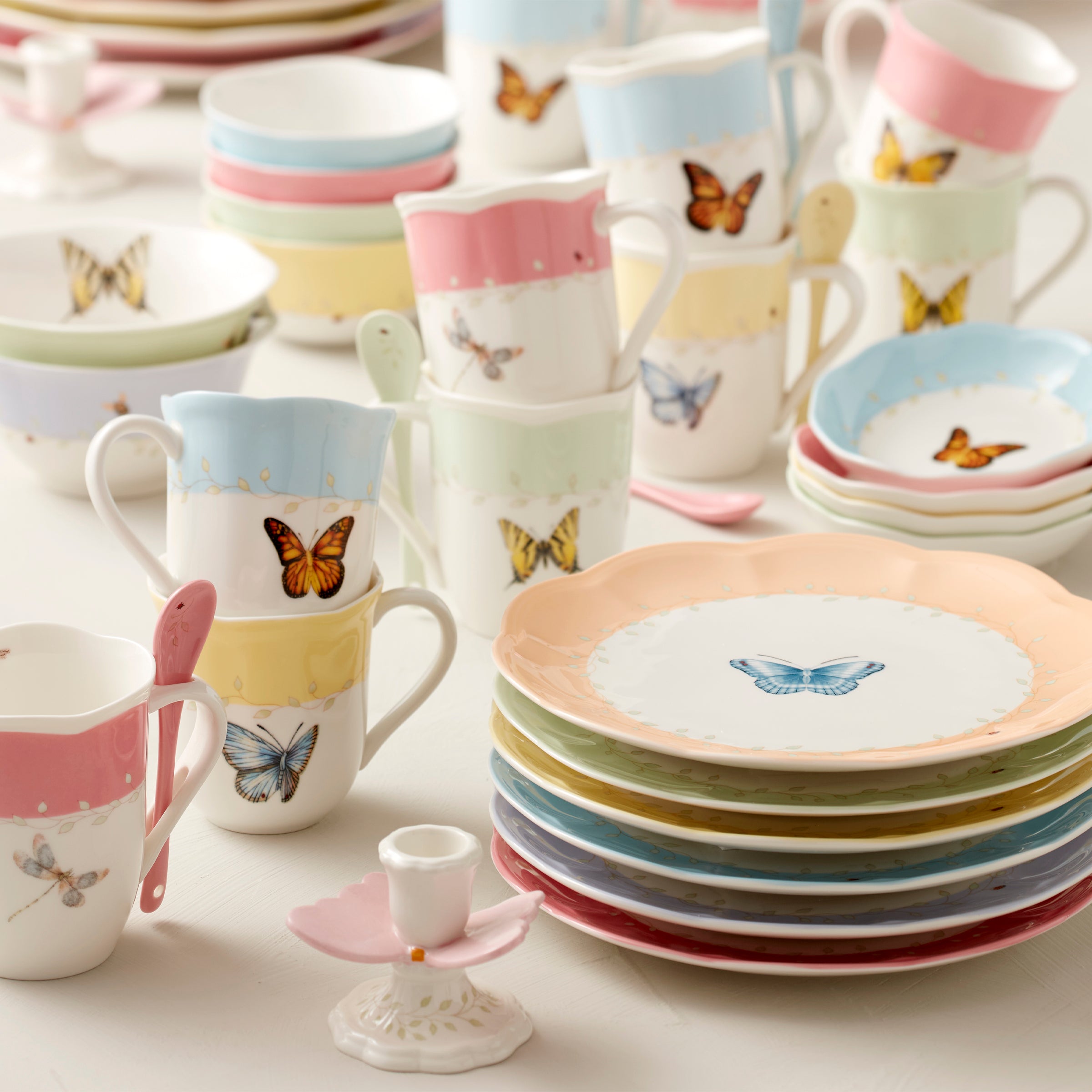 Butterfly Meadow 18-Piece Dinnerware Set in Pastel Colors | Charming Tabletop