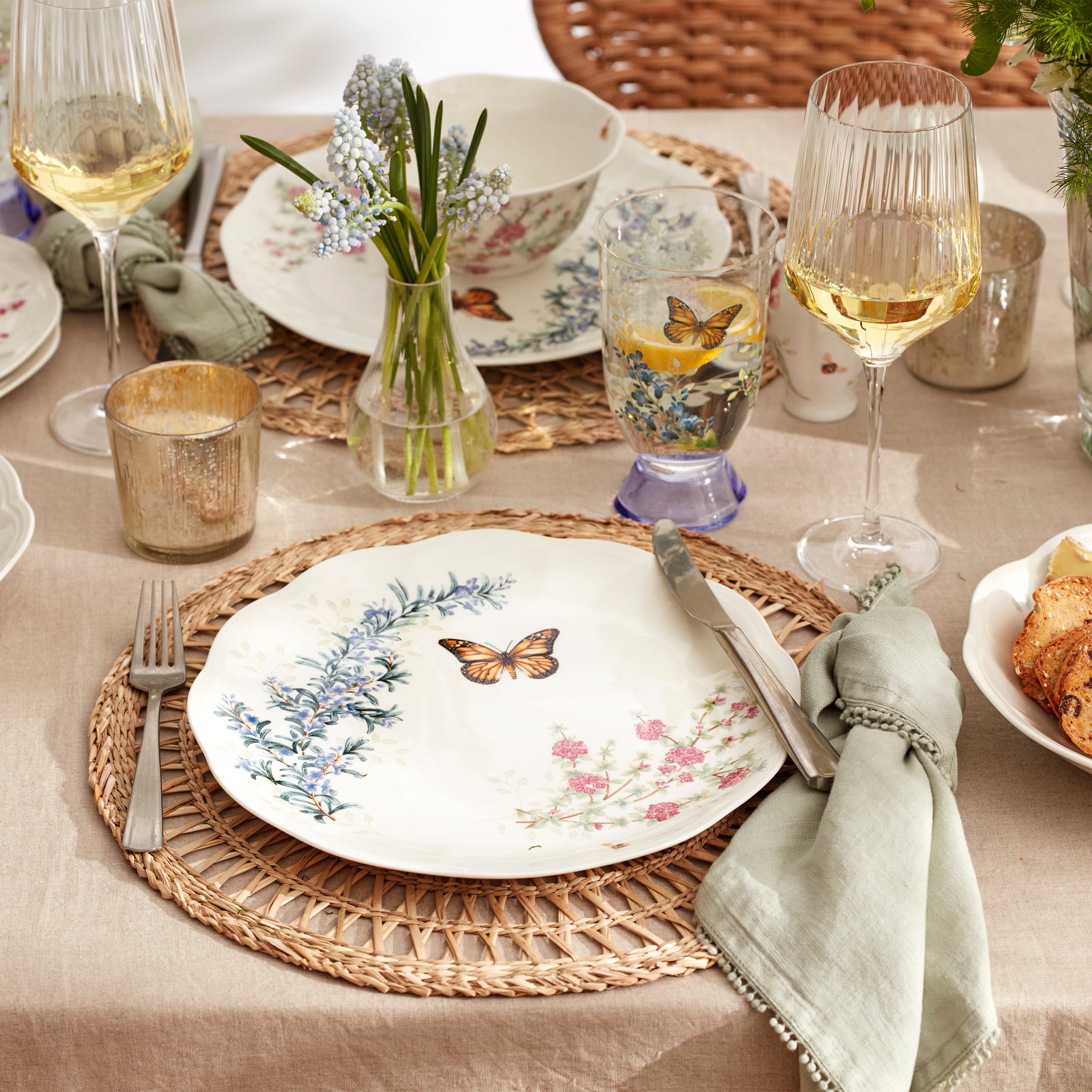Herb-Inspired 12-Piece Dinnerware Set | Butterfly Meadow
