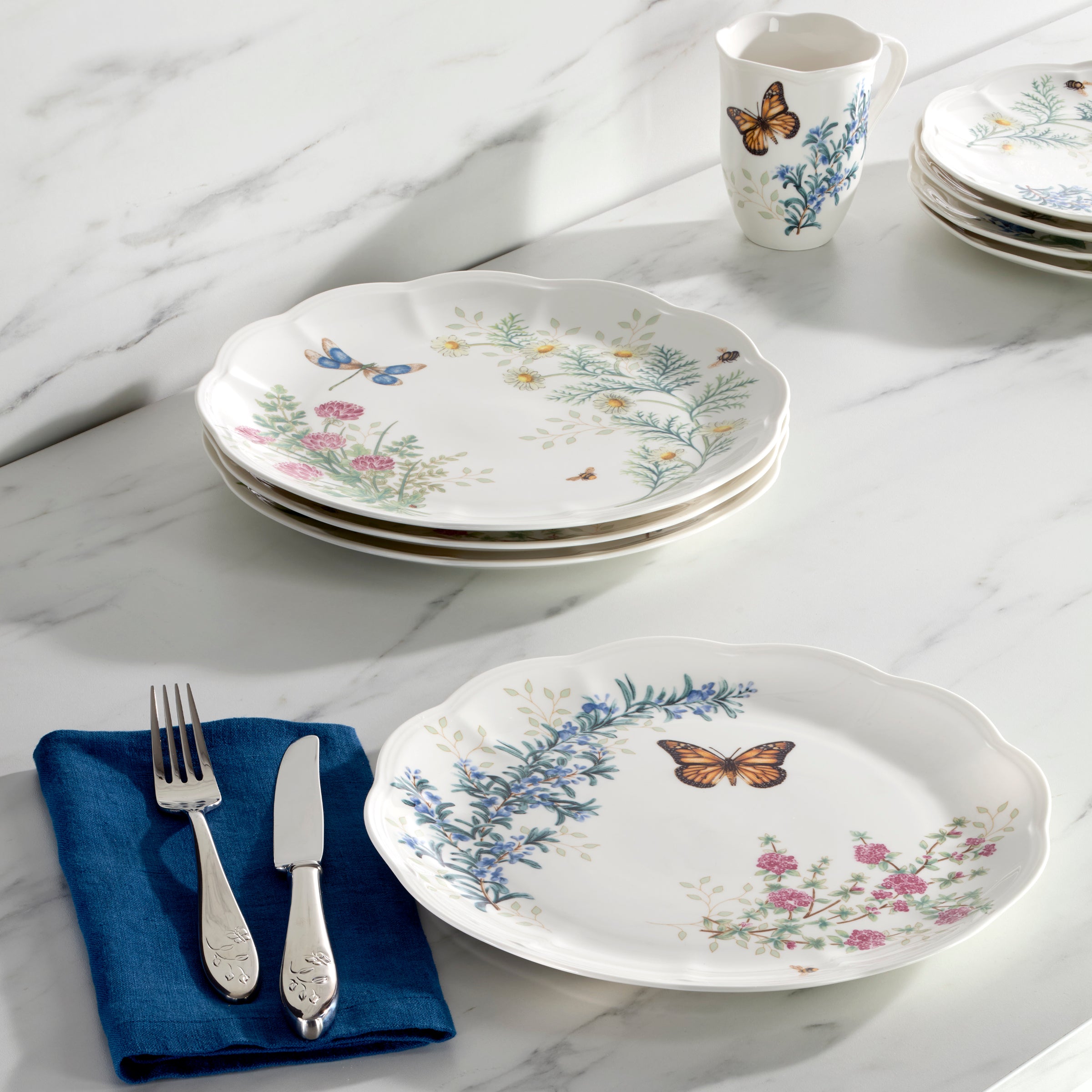 Butterfly Meadow Herbs Dinner Plates Set of 4 | Floral Design