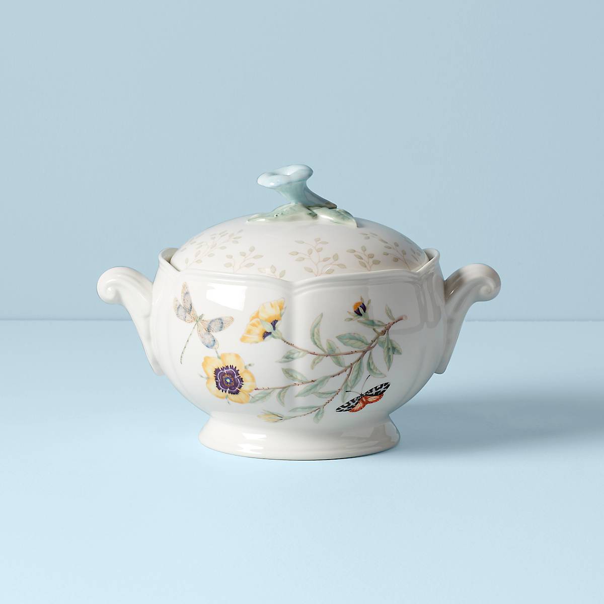 White Ceramic Casserole Dish with Butterfly Meadow Design | Scalloped Rim