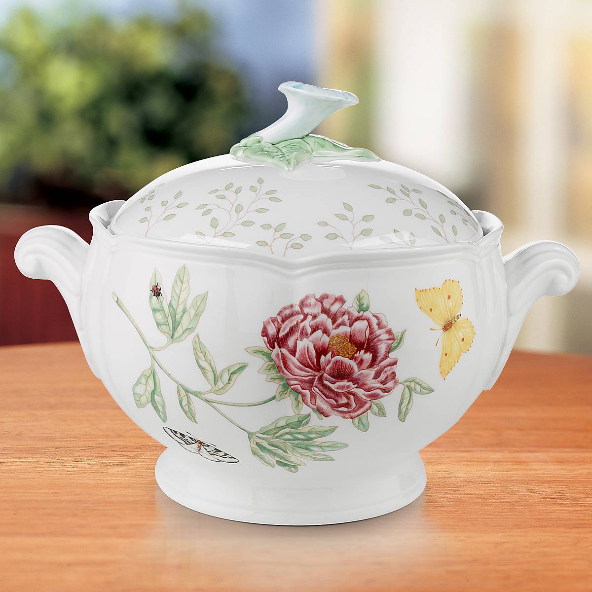 White Ceramic Casserole Dish with Butterfly Meadow Design | Scalloped Rim