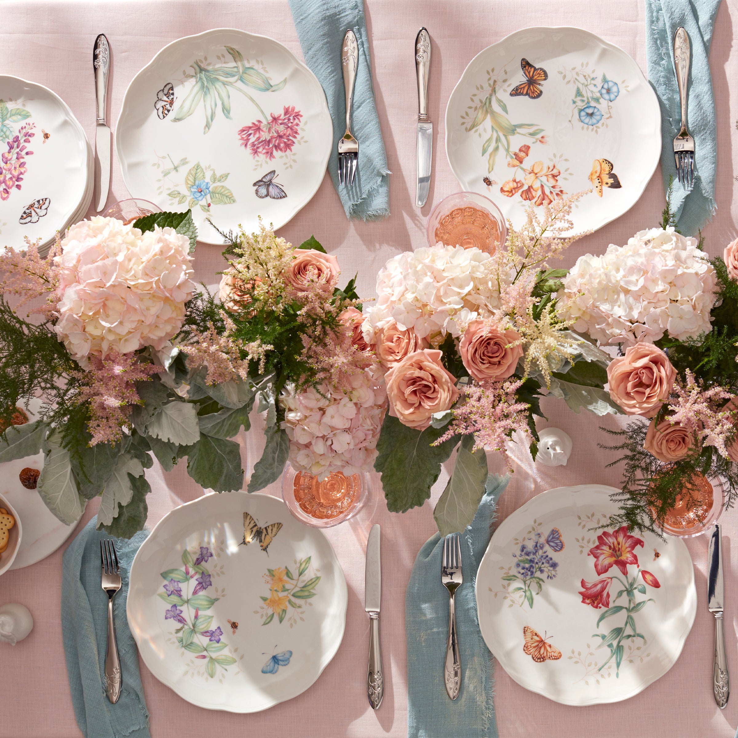 18-Piece Butterfly Meadow Dinnerware Set | Scalloped Ceramic Porcelain