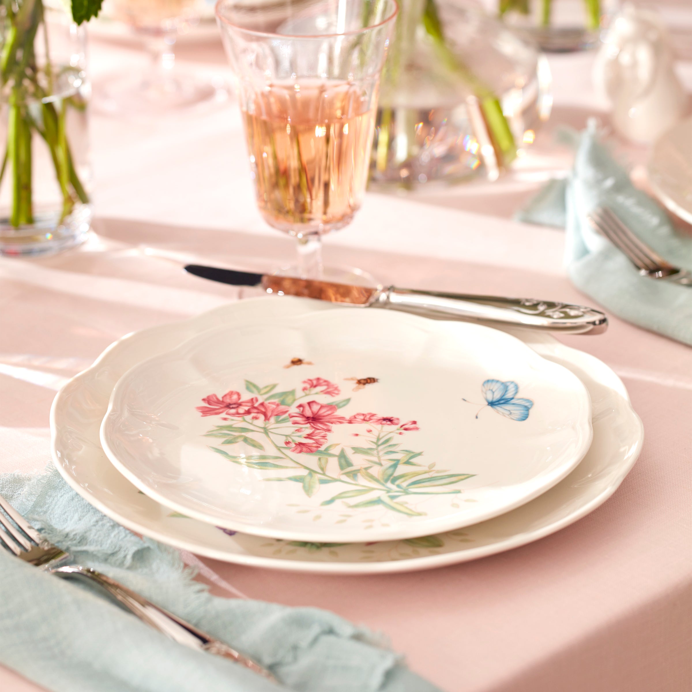 18-Piece Butterfly Meadow Dinnerware Set | Scalloped Ceramic Porcelain