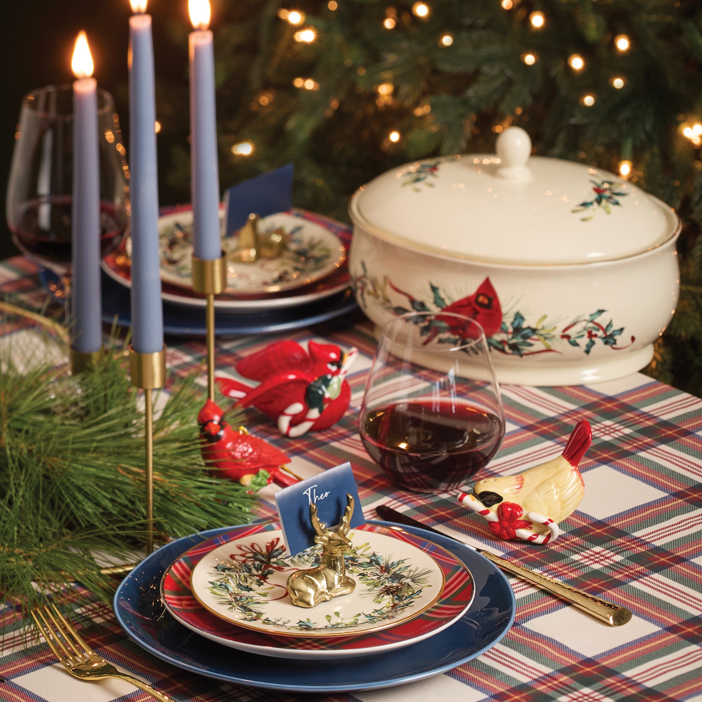 Red Tartan Accent Plates for Holiday Table - Set of 4